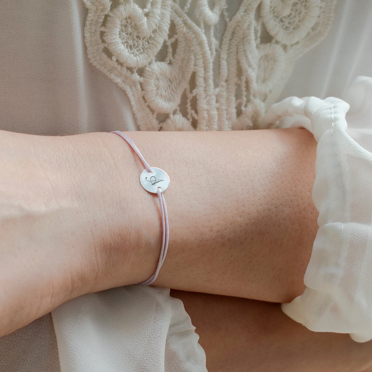 Bracelet à cordon personnalisé - pendentif de 10 mm - argent 925 - modèle initiale 2
