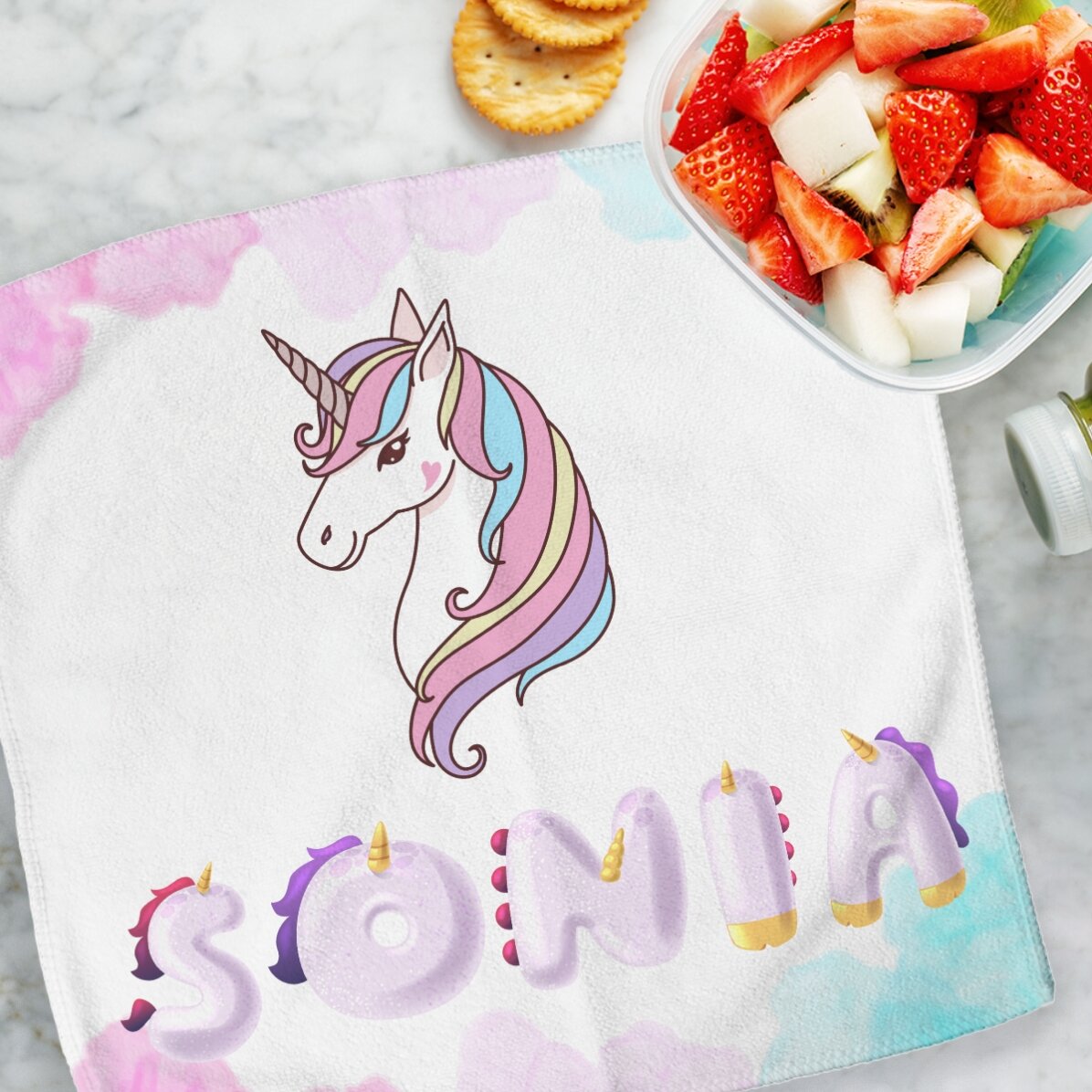Serviette personnalisée avec un prénom - Licorne