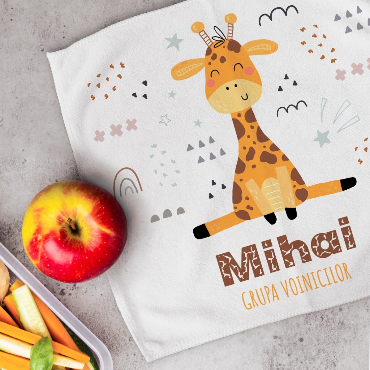 Serviette personnalisée avec inscription - Girafe
