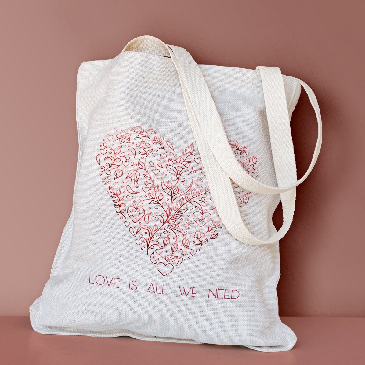 Sac personnalisé avec inscription - « Love is all we need »