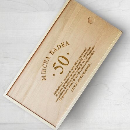 Coffret cadeau personnalisé en bois - Anniversaire