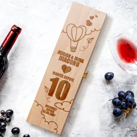 Caisse de vin personnalisée pour un anniversaire de mariage