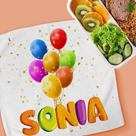 Serviette personnalisée avec un prénom - Ballons colorés