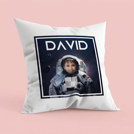 Coussin personnalisé avec photo et prénom - Astronaute