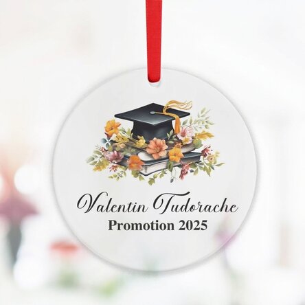 Ornement rond personnalisé avec un message de remise des diplômes
