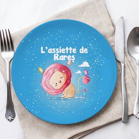 Assiette bleue personnalisée avec un texte