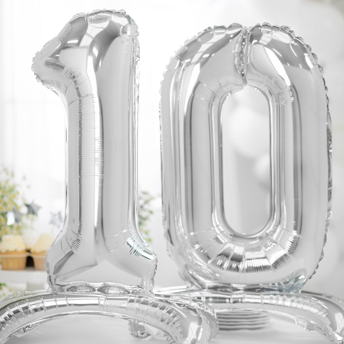 Ballons - Chiffres argentés de 70 cm avec support