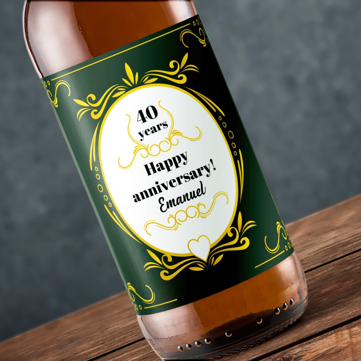 Bière personnalisée avec le texte « Happy anniversary ! »