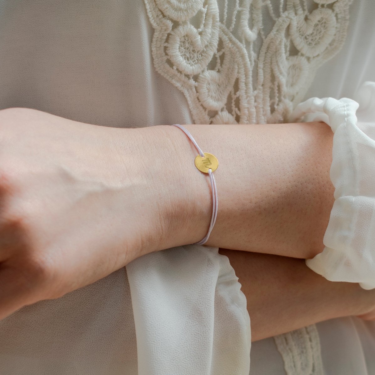 Bracelet à cordon personnalisé - perle de 10 mm - or 14 carats - modèle initiale