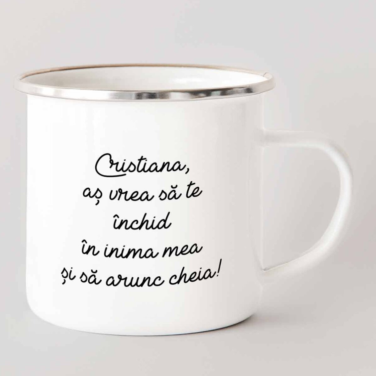 Tasse en métal émaillée avec une photo et un texte