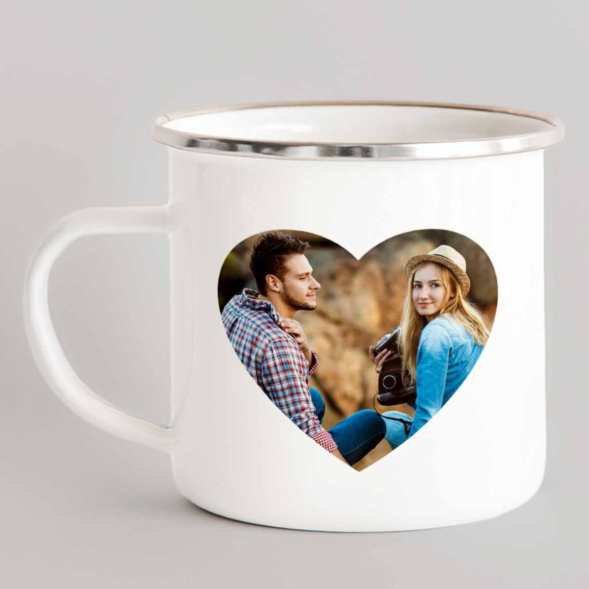 Tasse métallique émaillée personnalisée avec photo et texte - Modèle « cœur »