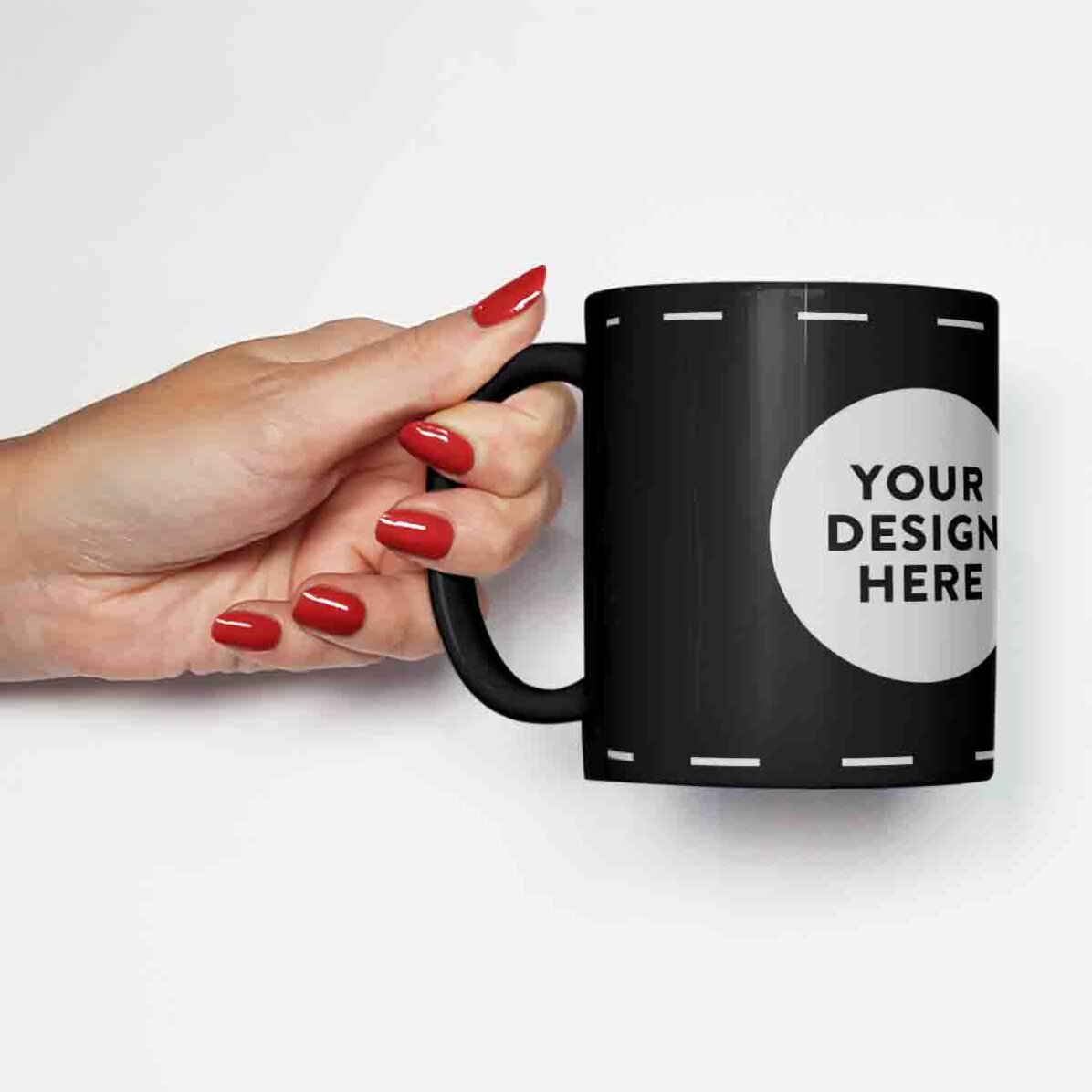 Tasse noire personnalisée avec ton motif
