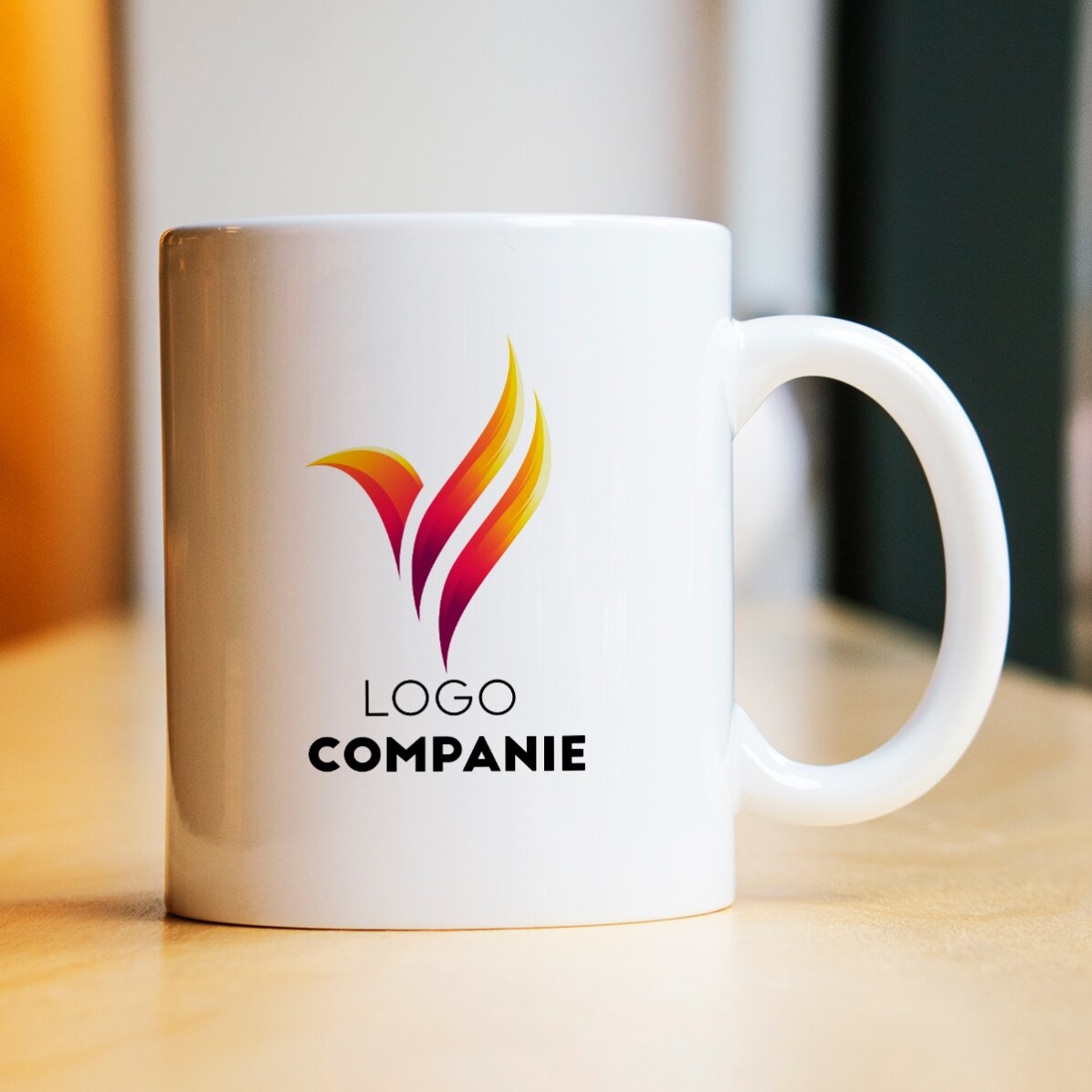 Tasse personnalisée avec un logo des deux côtés