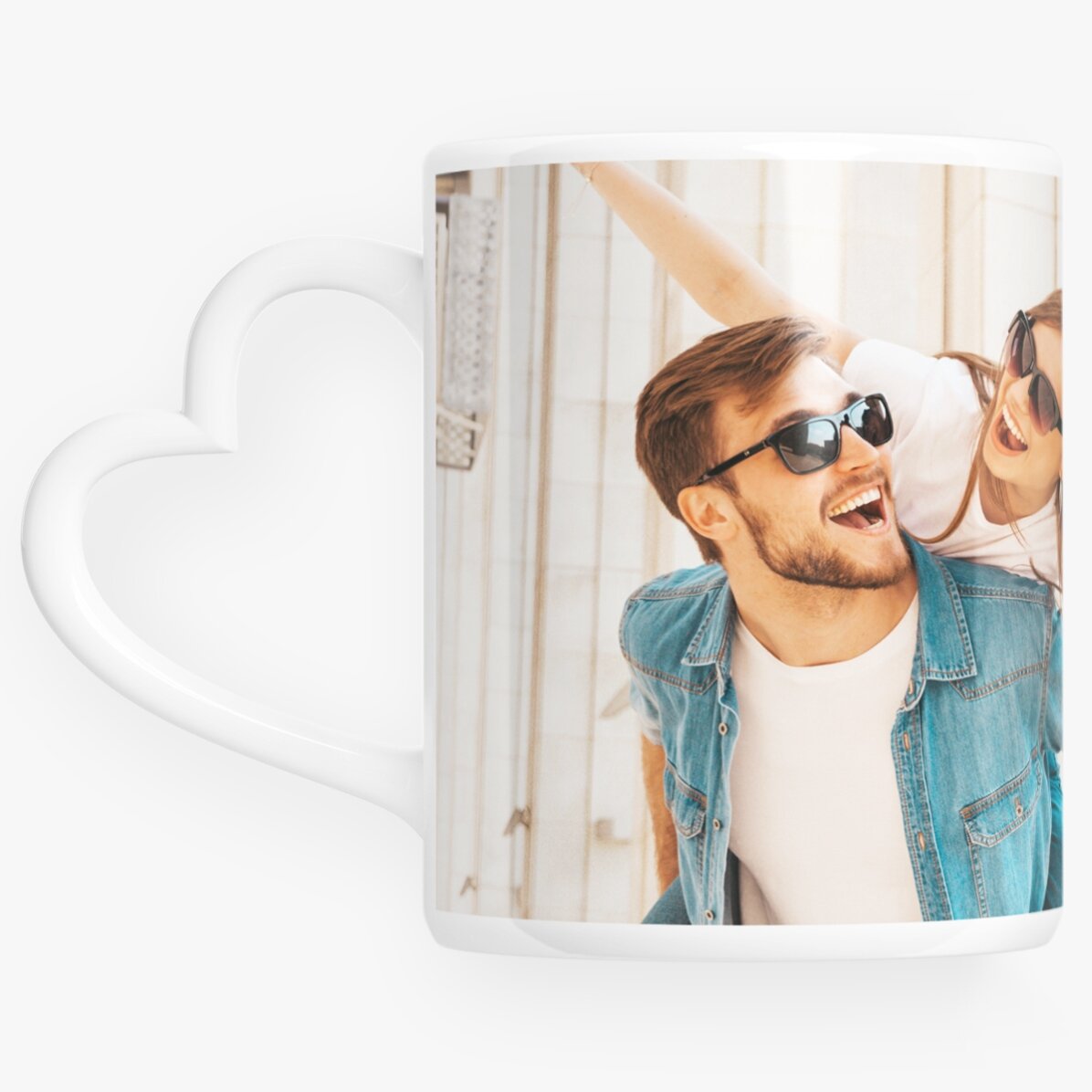 Tasse personnalisée avec une photo en mode paysage - modèle avec anse en forme de cœur
