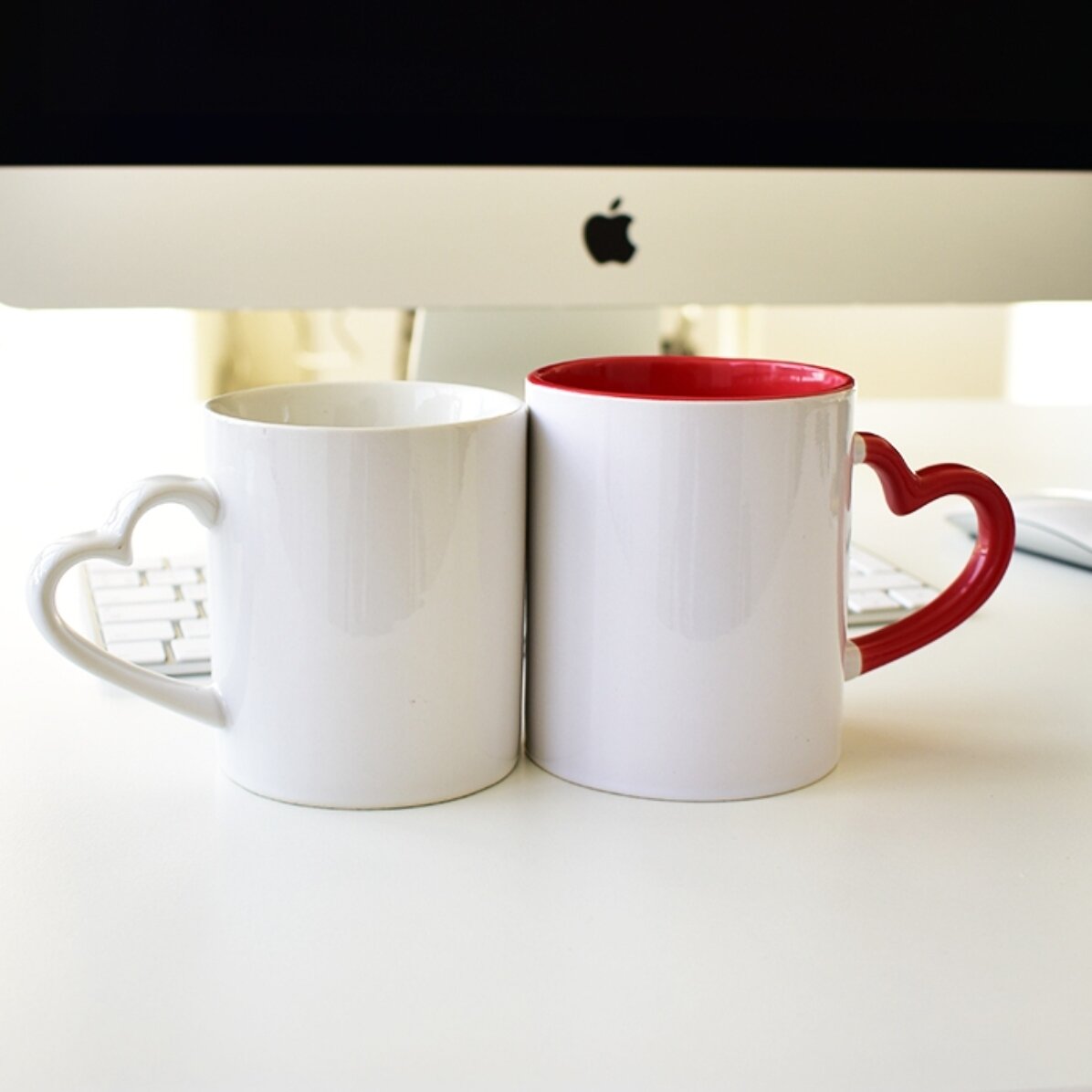 Tasse personnalisée avec photo et texte - Forever - modèle avec anse en forme de cœur