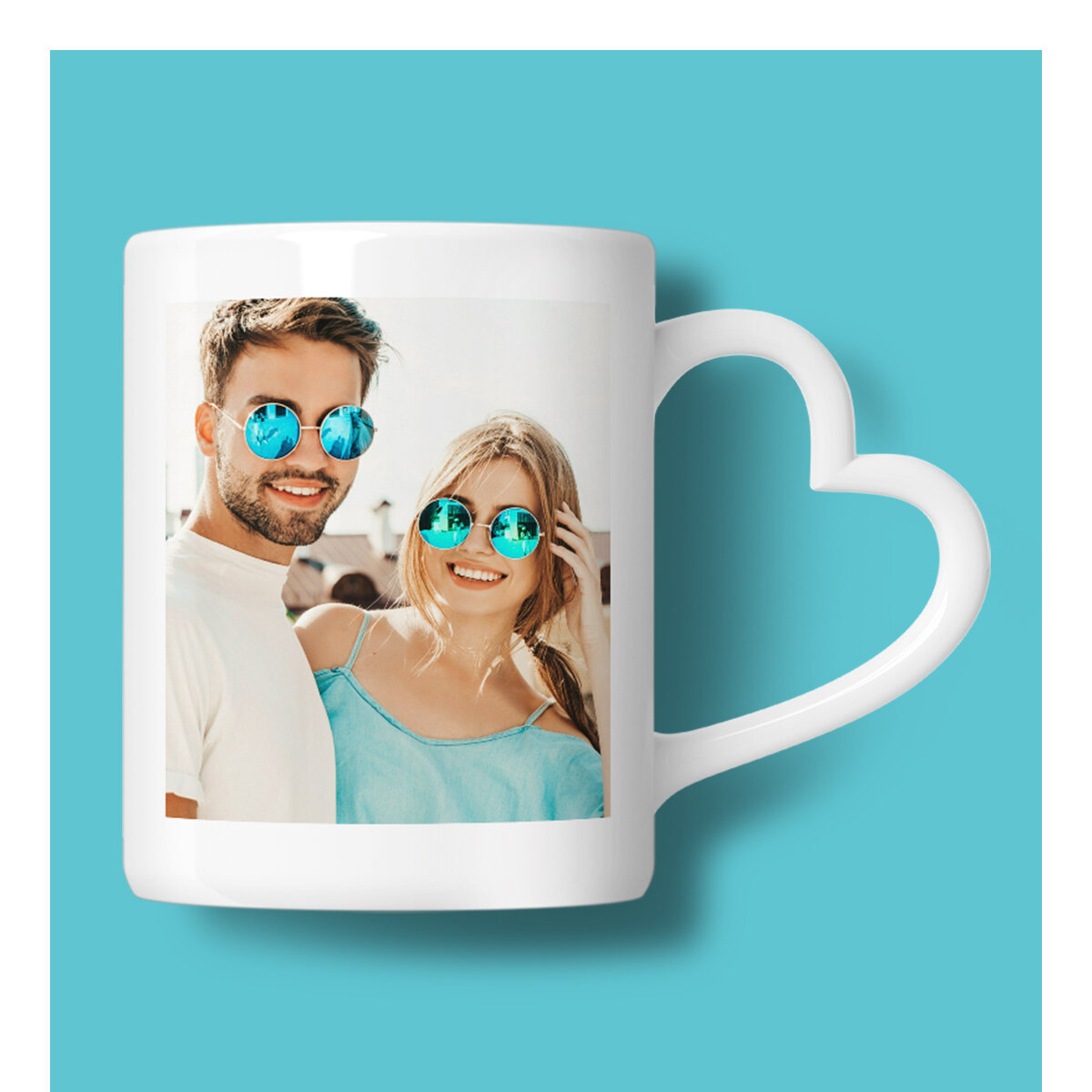 Tasses personnalisées avec une anse en forme de cœur