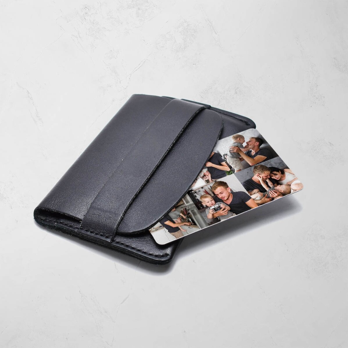 Carte en aluminium personnalisée recto-verso avec 6 photos et un texte