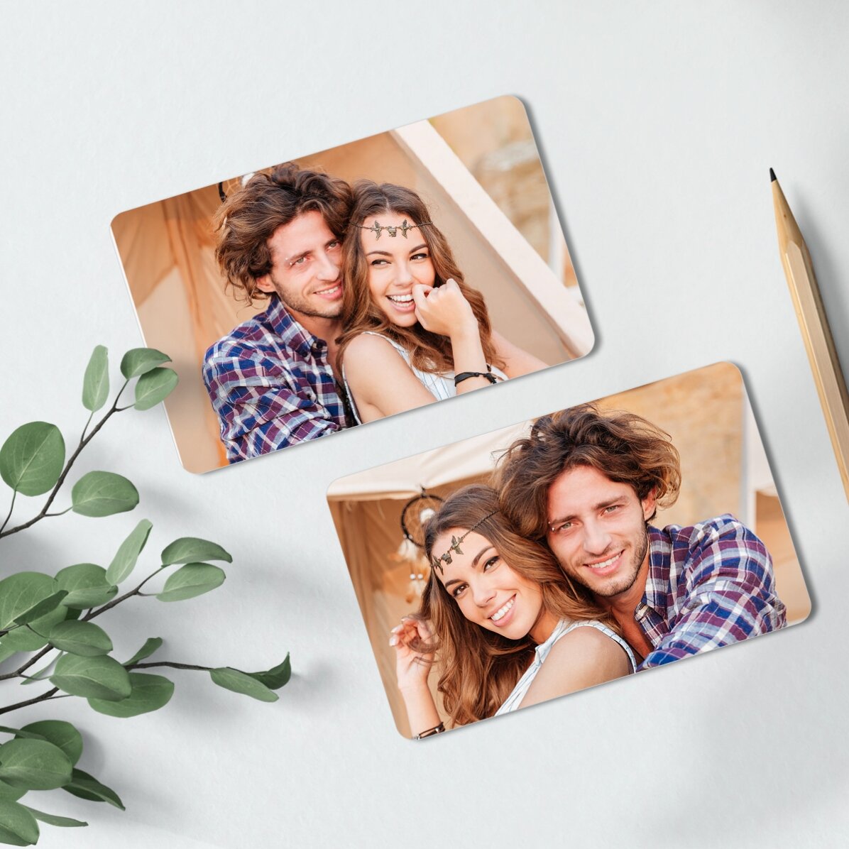 Carte en aluminium personnalisée recto-verso avec photos au format paysage