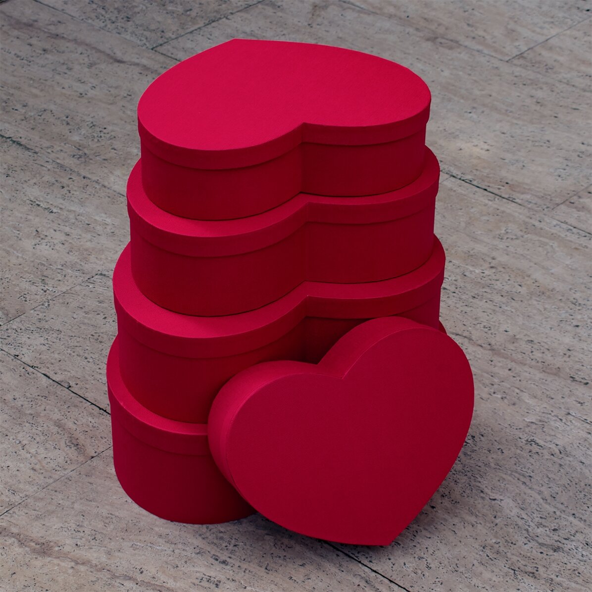 Boîte cadeau en forme de cœur - rouge