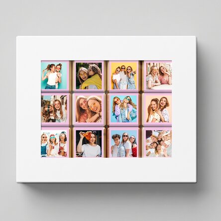 Coffret cadeau contenant 12 mini-chocolats personnalisés avec des photos