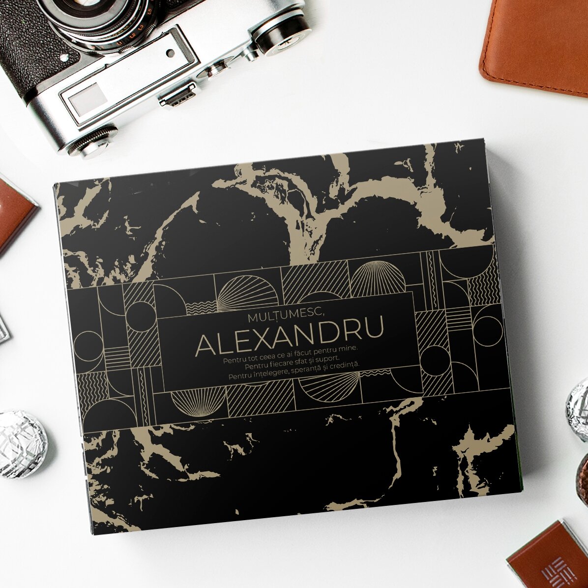 Boîte de bonbons personnalisée avec le texte « Merci »