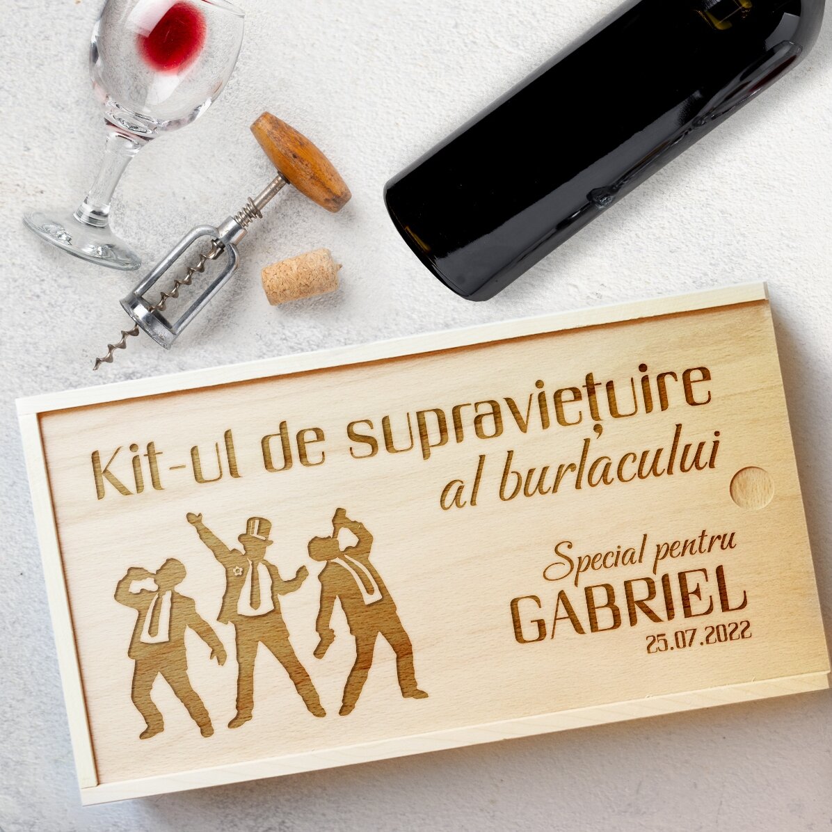 Coffret cadeau personnalisé en bois avec message - Kit de survie pour l
