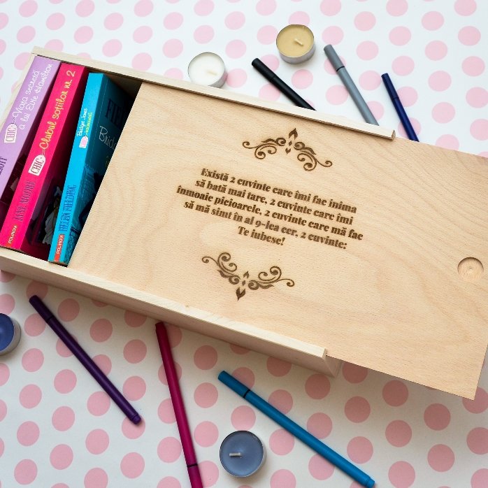 Coffret cadeau personnalisé en bois avec message
