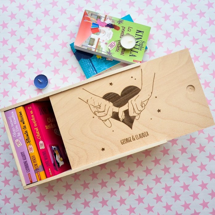 Coffret cadeau personnalisé en bois - Une histoire à deux