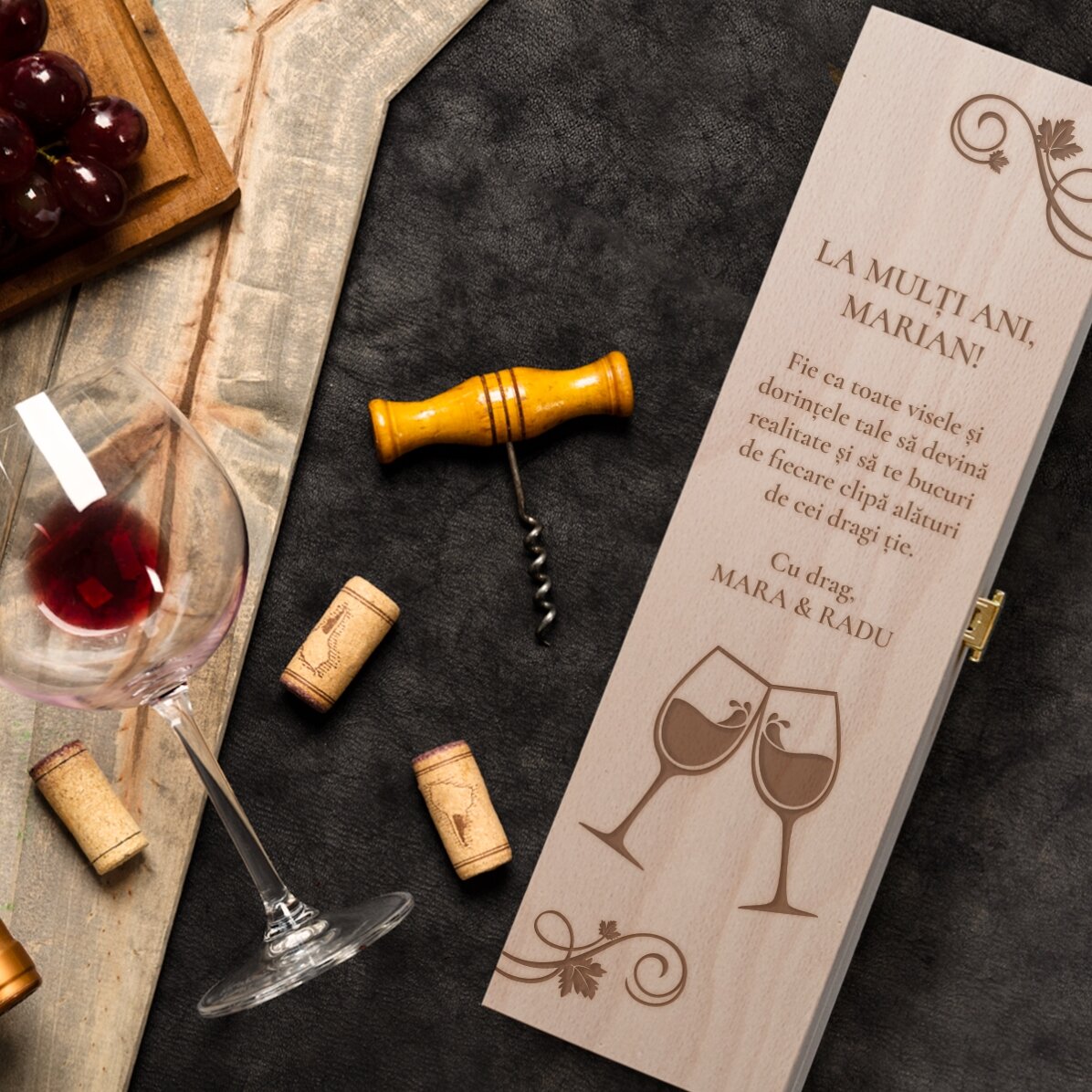 Caisse de vin personnalisée avec un message - Vœux pour ton anniversaire
