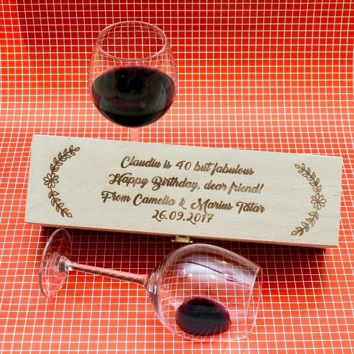 Caisse de vin personnalisée avec un message