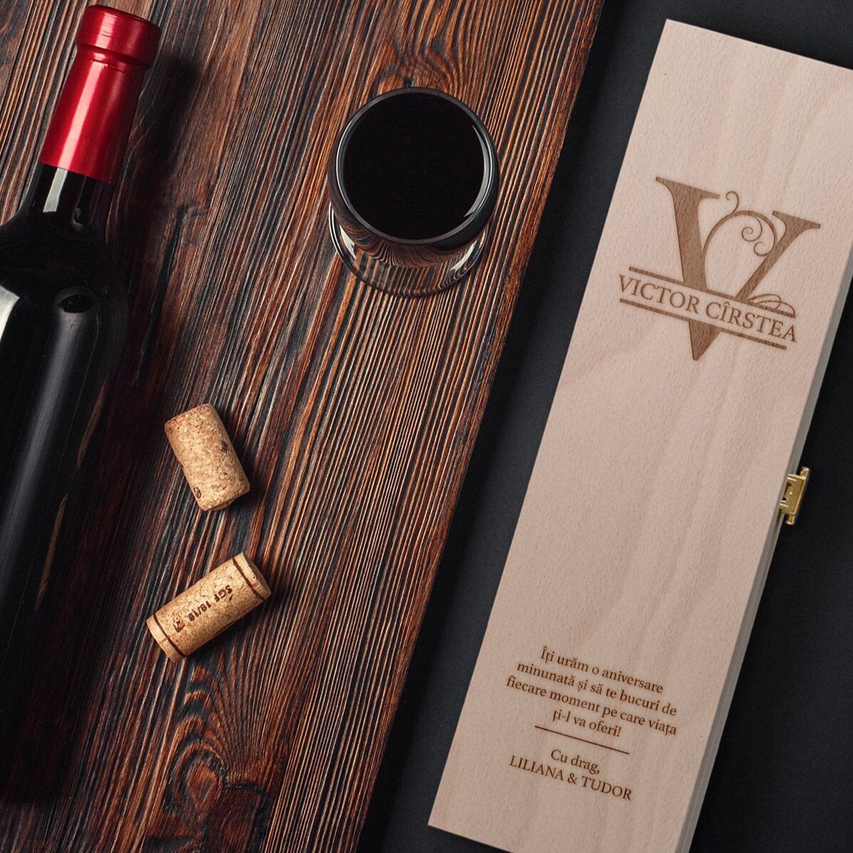 Coffret de vin personnalisé avec monogramme et message