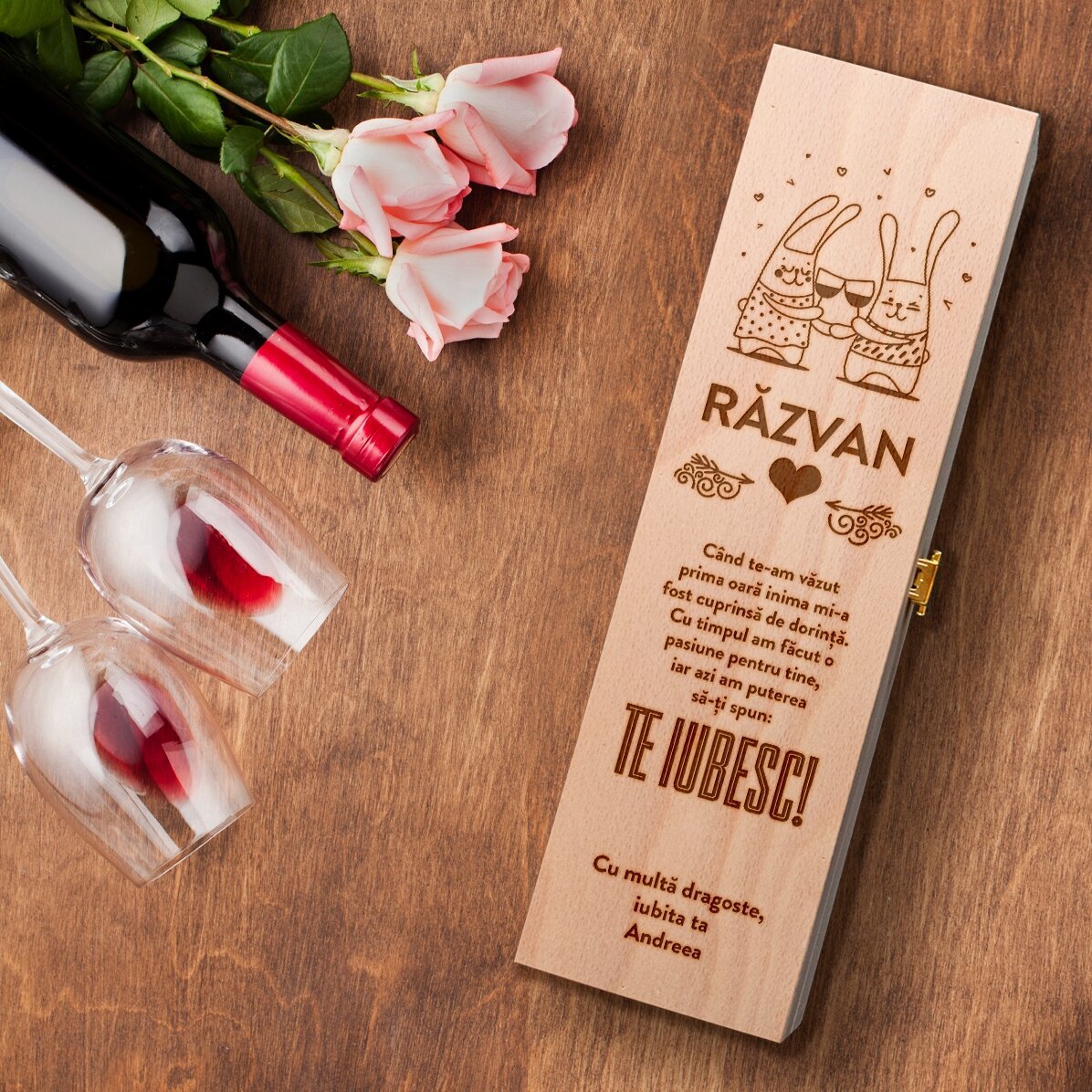 Coffret de vin personnalisé avec un nom et un message - Saint-Valentin
