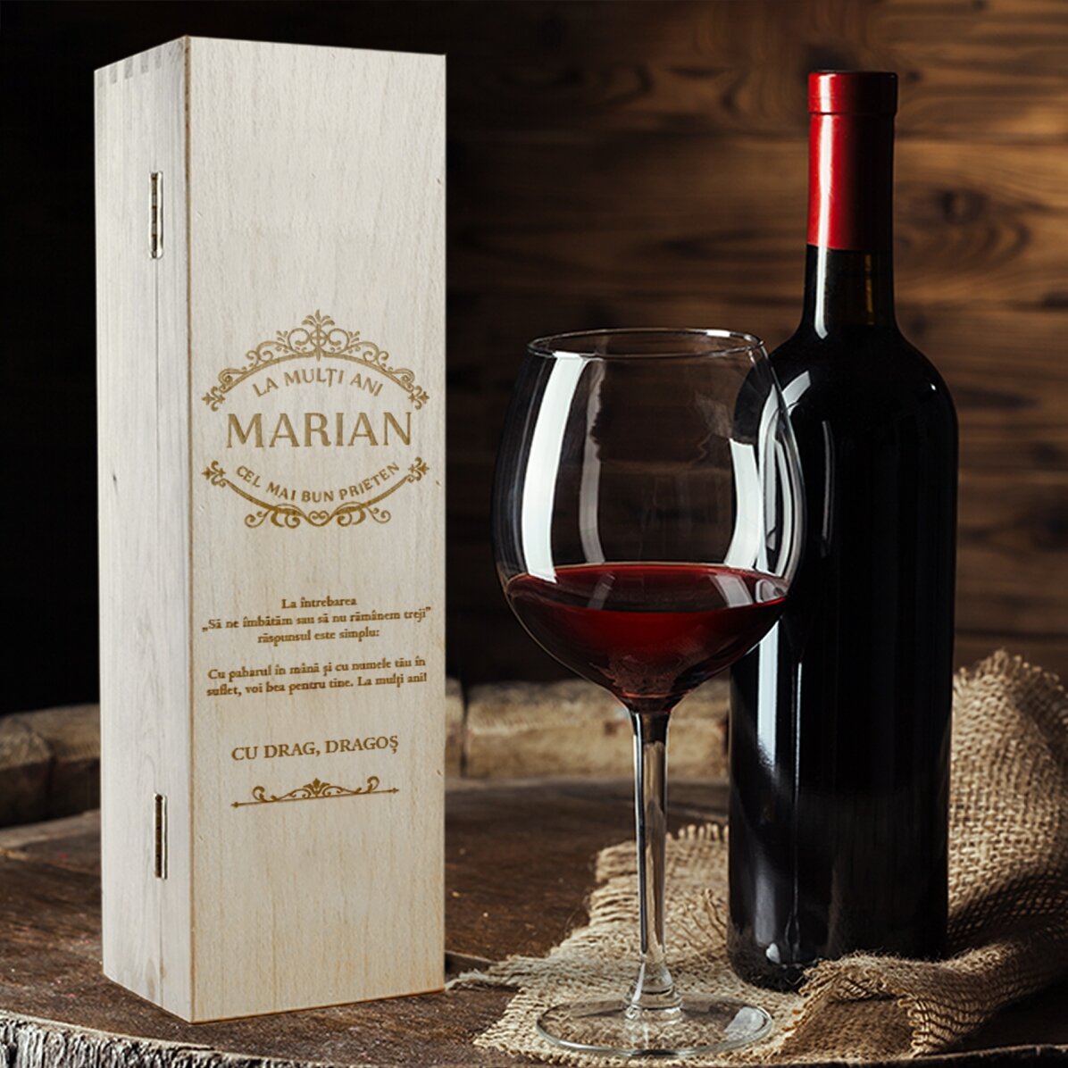 Caisse de vin personnalisée avec un message pour la fête