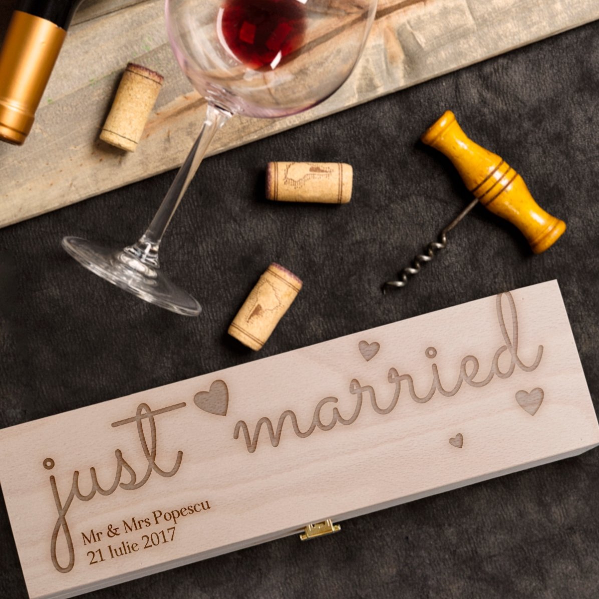 Caisse de vin personnalisée - « Just Married »