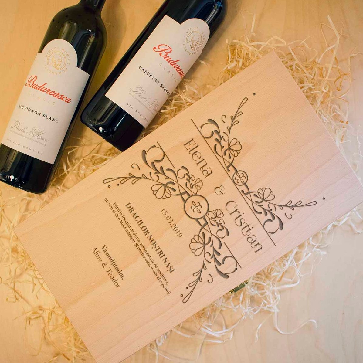 Coffret à vin personnalisé pour deux bouteilles - Message pour les parrains et marraines