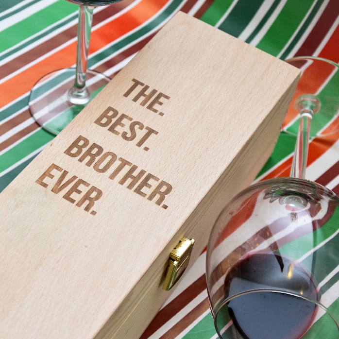 Caisse de vin personnalisée - « the best brother ever »