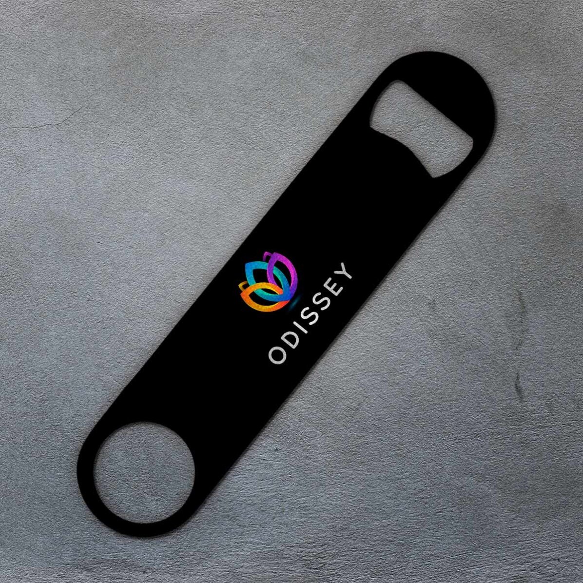 Ouvre-bouteille personnalisé avec logo sur fond coloré