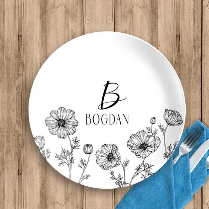 Assiette personnalisée avec une initiale et un texte - Flowers