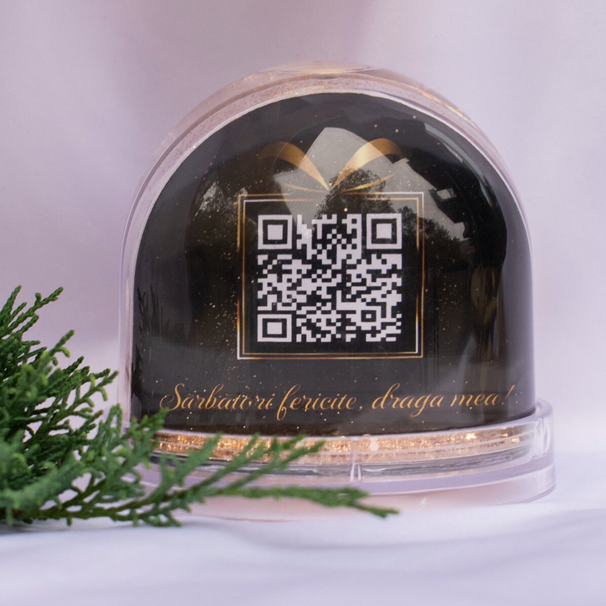 Globe de bureau personnalisé avec une photo, un message et un code QR