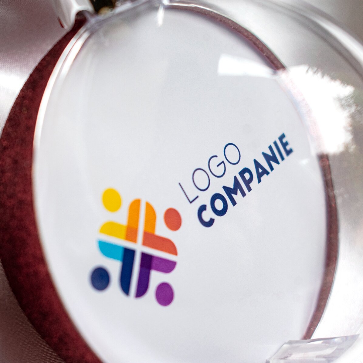 Globe personnalisé avec logo