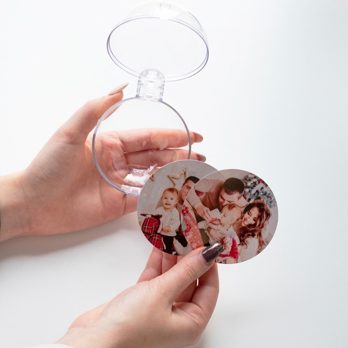 Boule de Noël transparente personnalisée recto-verso avec une photo et un message - Mon premier Noël