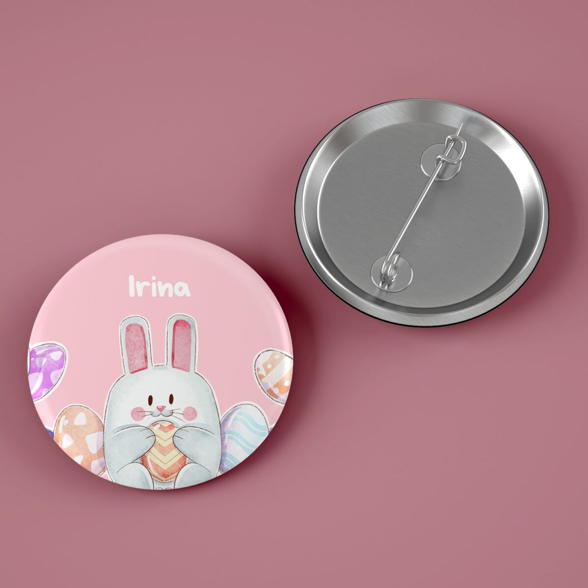 Badge personnalisé avec un message de Pâques - Lapin