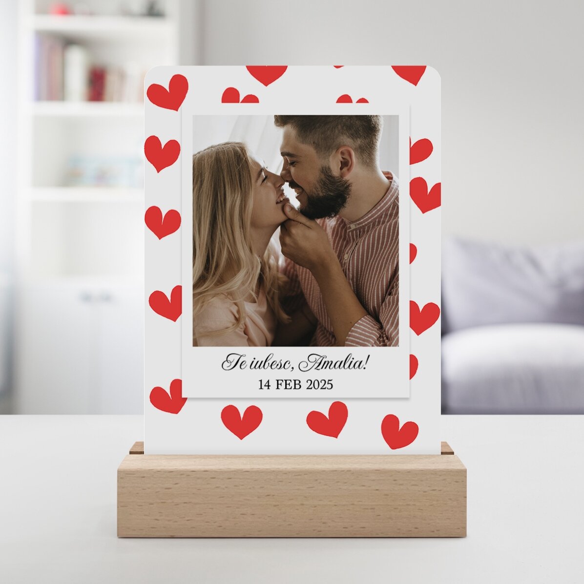 Lampe de veille LED personnalisée avec une photo et un message - Cœurs