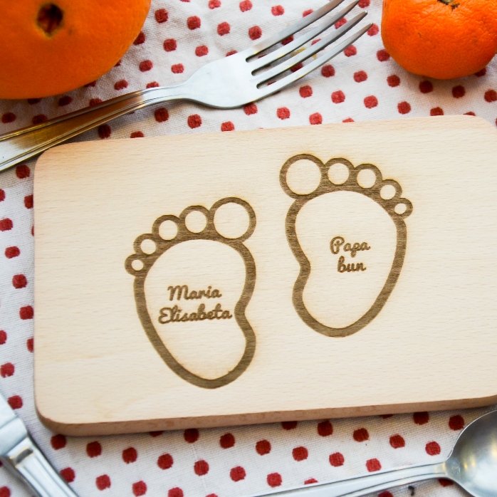 Mini-planche à découper personnalisée - Empreinte de bébé