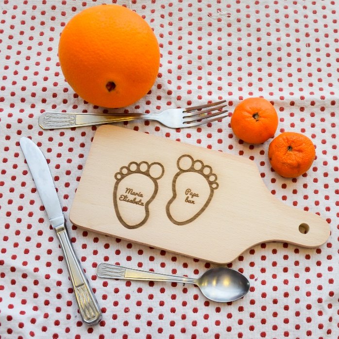 Mini-planche à découper personnalisée - Empreinte de bébé