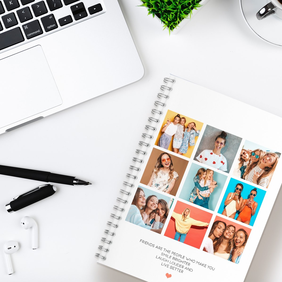 Carnet personnalisé avec 9 photos et un texte - F.r.i.e.n.d.s
