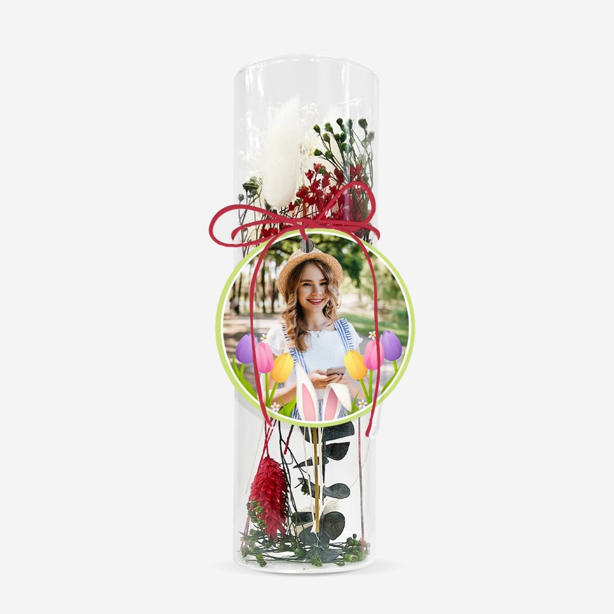 Décoration en verre avec des fleurs stabilisées, personnalisée avec une photo - Pâques