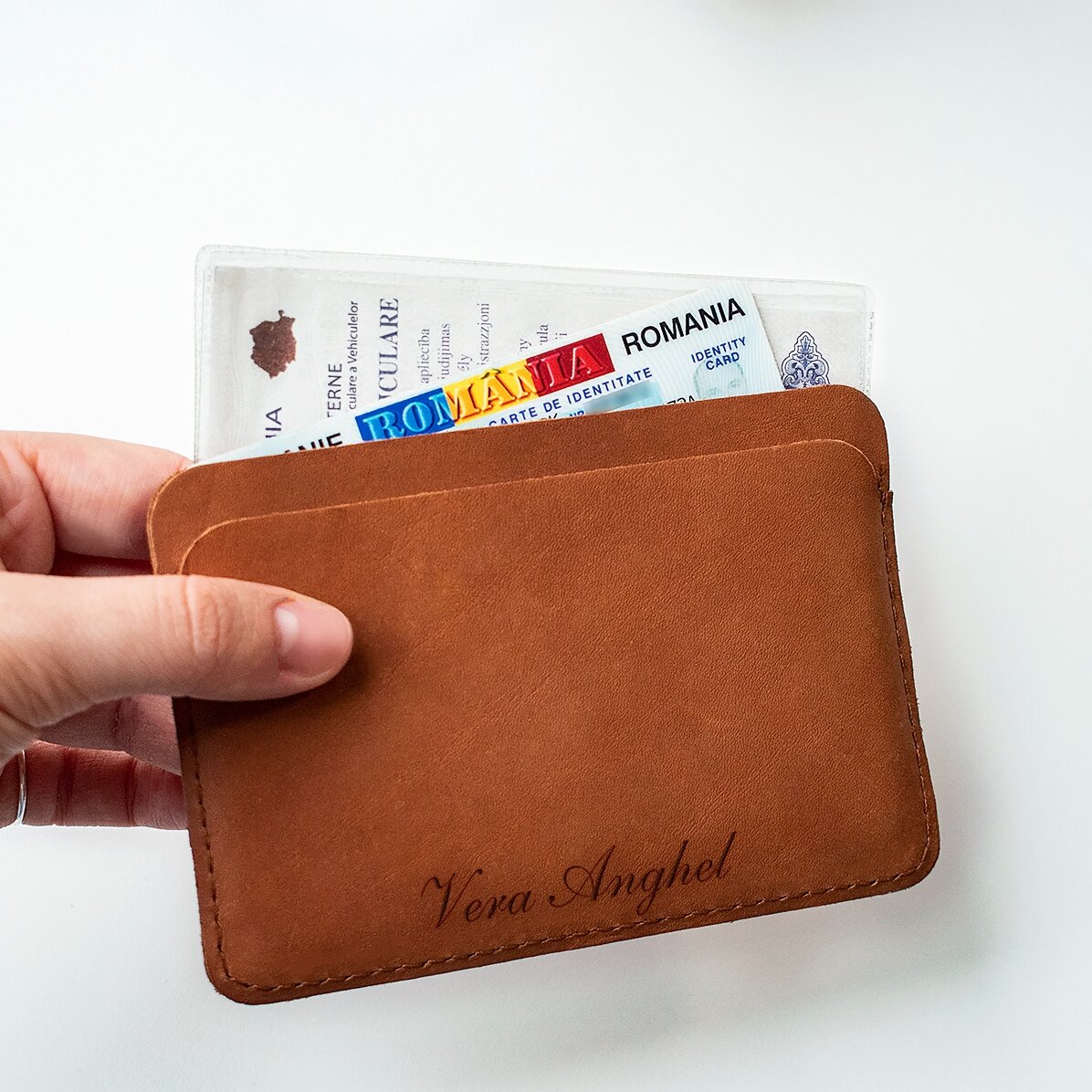 Portefeuille en cuir personnalisé avec un prénom au milieu