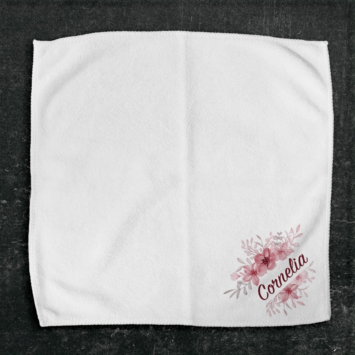 Serviette personnalisée avec prénom - Cadre floral