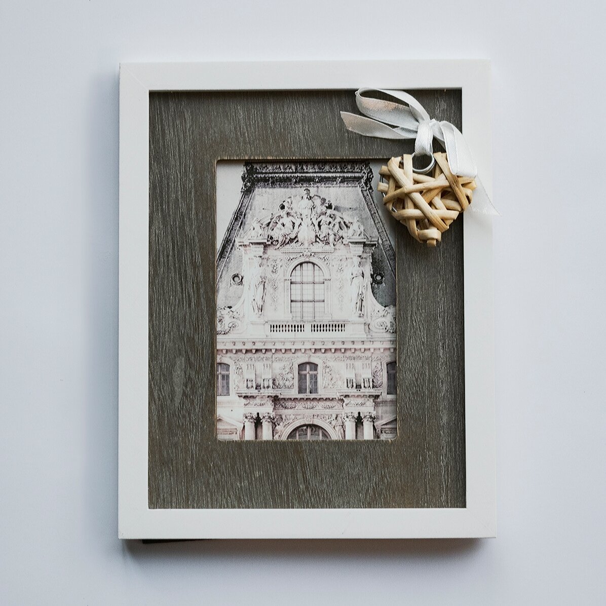 Cadre photo avec nœud et cœur en bois, 18,5 x 23,5 cm